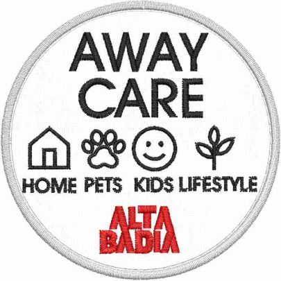 Stemma ricamato AWAY CARE ALTA BADIA su base bianca diametro Cm, 7