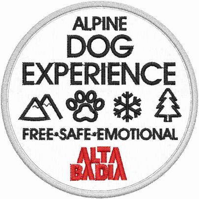 Stemma ricamato DOG EXPERIENCE ALTA BADIA su base bianca diametro Cm, 7 