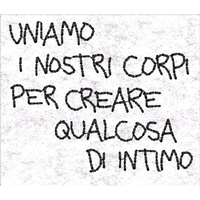 Patch rettangolare su base feltro bianco ricamato con dedica (corpi...), cm. 7 x 6