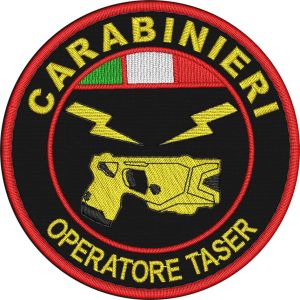 OPERATORE TASER CARABINIERI ,diametro 80 mm. ricamato con tricolore su base tessuto blu royal