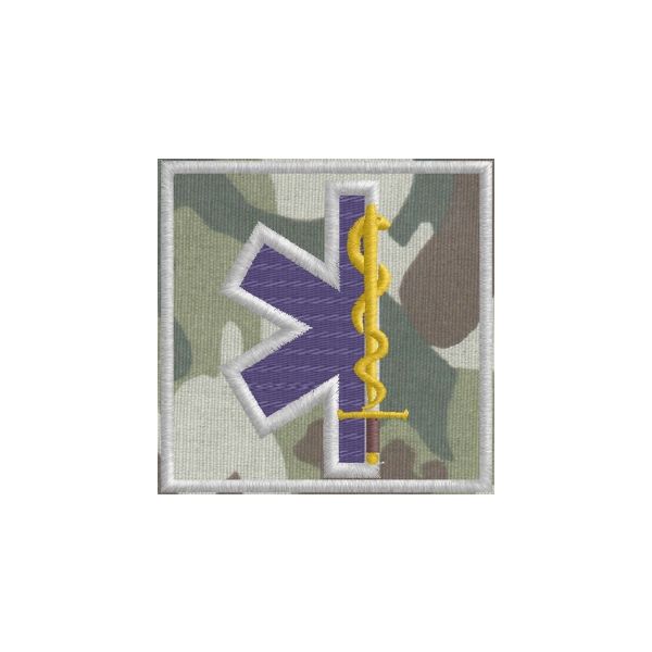 Patch ricamato mezza croce  su f.do veget Lato 8 Cod.20120509_C1