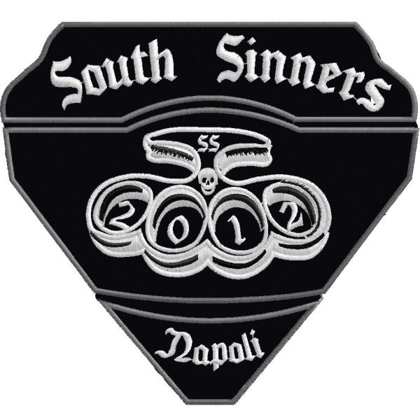 Patch South Sinners , DIAMANTE ricamato Cod.20130618_B