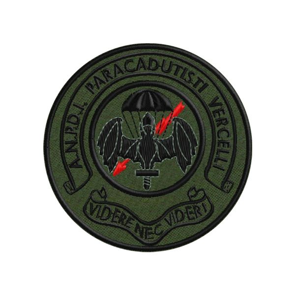 Scudetto ricamato  paracadutisti VERCELLI su base verde militare Cod.20140314_green