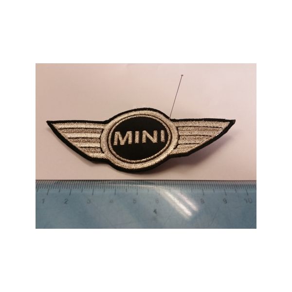 Logo MINI ricamato su base cm. 10 con bordo nero cod.20140915_A