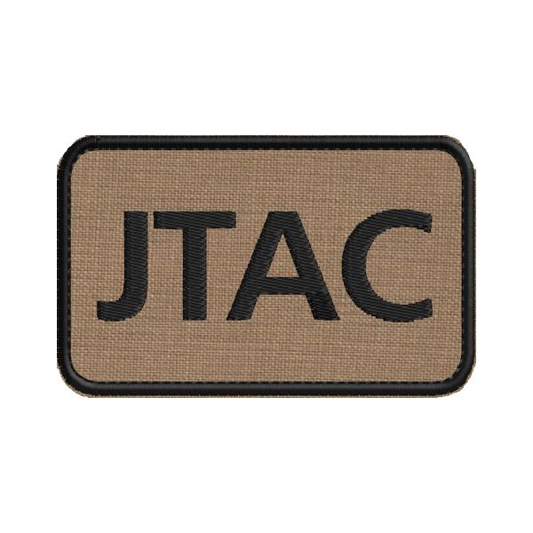 Esempio patch ricamata con 5 caratteri