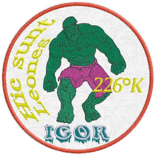 Patch ricamata HULK con motto (Hic sunt Leones) Cod.20151216_A 7 colori