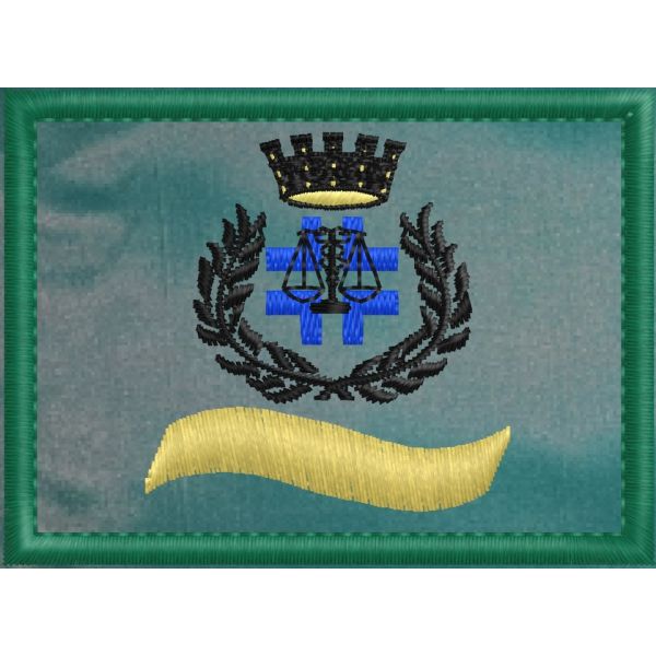 Patch ricamato cm.7 x 5 con croce, alloro, simbolo veterinario e fondo verde cod.2017NOR13