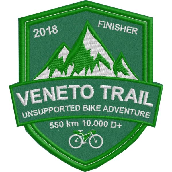 Patch ricamato VENETO TRAIL 2018 cm. 12 x 11 SU BASE PANNO SOMBROD