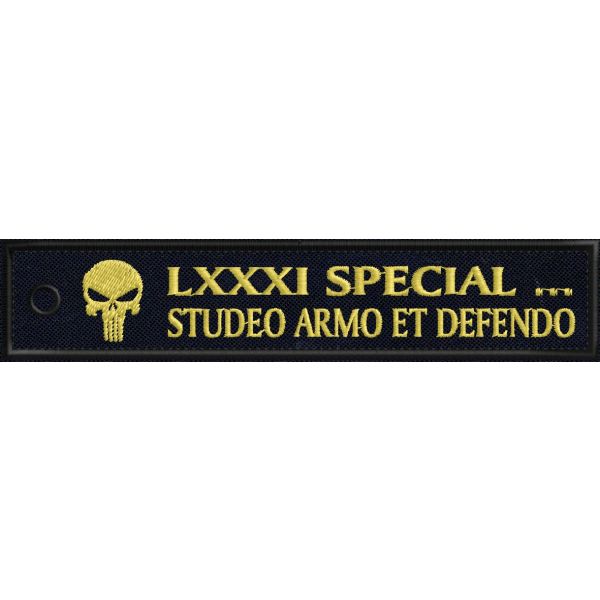 Patch ricamato LXXXI SPECIAL ...STUDEO ARMO ET DEFENDO, ad uso portachiavi filato GOLD