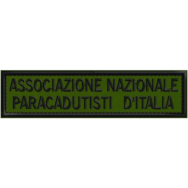 Patch ricamata Associazionale Nazionale Paracadutisti d' Italia Cm. 10x 2,5 su base nera