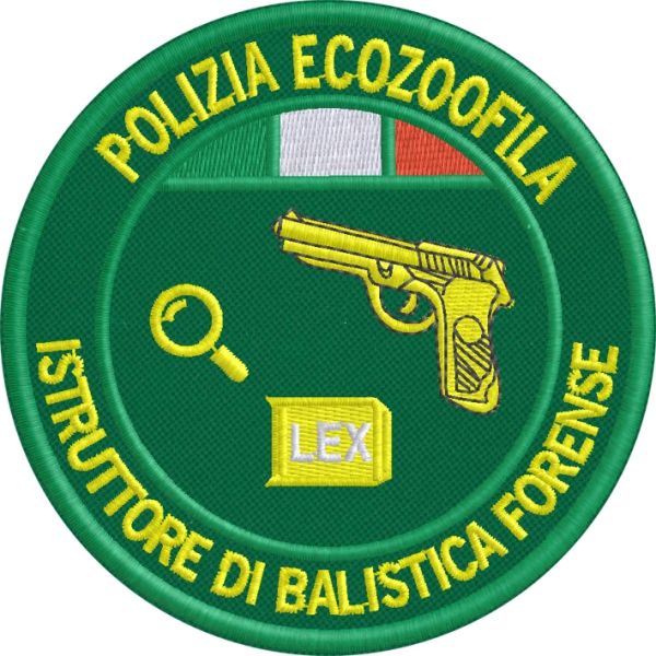 Bollo tondo ISTRUTTORE DI BALISTICA FORENSE POLIZIA ECOZOOFILA ,ricamato su base tessuto verde Cod.20200131_A