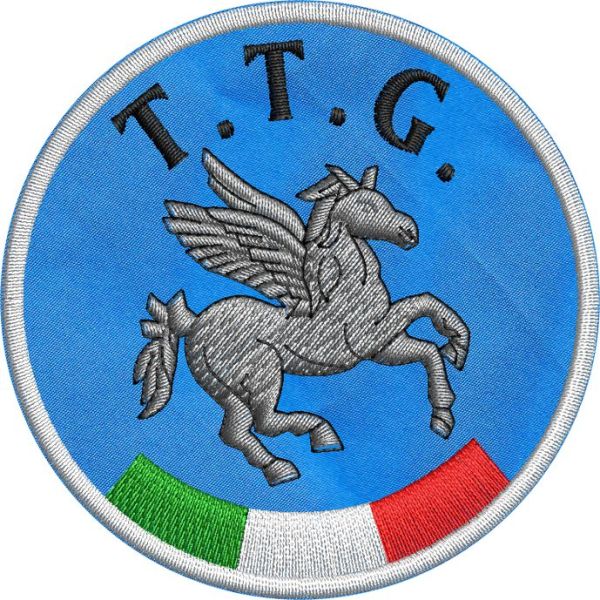 Patch ricamato pegaso T.T.G. su base bianca o rossa diametro cm. 7 