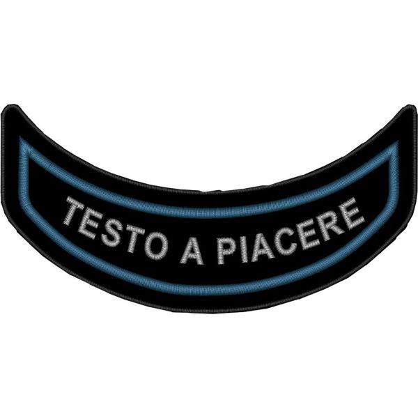 Patch nominativo curvato in alto e ricamato con il proprio nome o incarico su base nera 