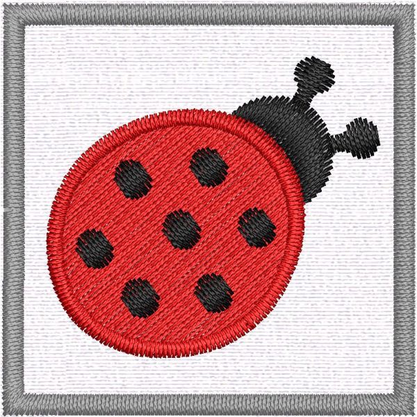 Contrassegno ricamato con simbolo COCCINELLA su base tessuto bianco