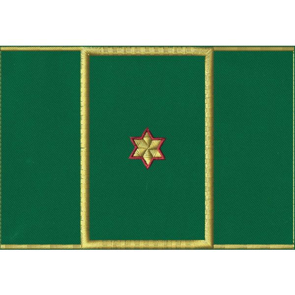 Tubolare ricamato esploso da confezionare su base verde con una stella a 6 punte confezionato rifinito con dimens. 90 X 60 mm.
