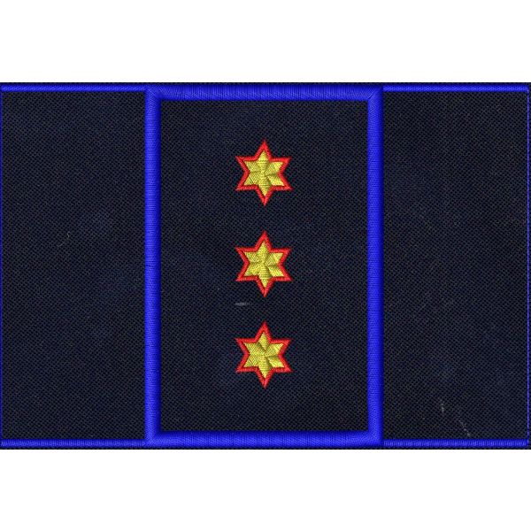 foto su carta Tubolare ricamato C.A.N. grado (CAPITANO) con  3 stelle DORATE a 6 punte confezionato con dimens. 90 X 60 mm.
