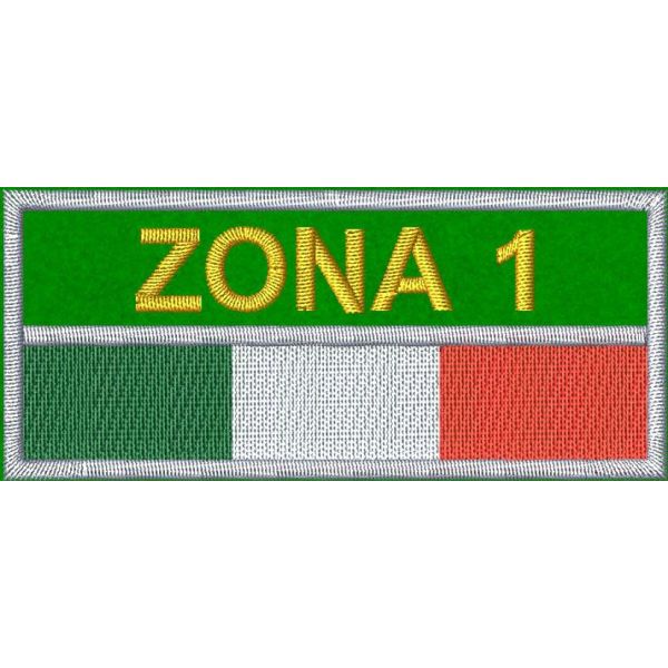 Patch ricamata con tricolore e testo a piacere personalizzata su base verde cm. 7 x 3 
