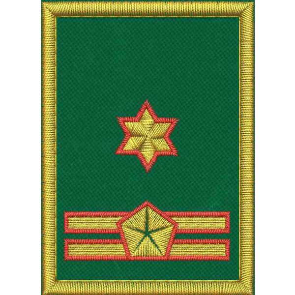 Mostrina ricamata cm. 7 x 5 su base VERDE con 3 stelle dorate e bordo rosso 