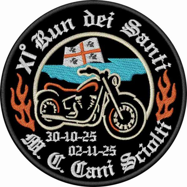 Patch ricamato M.C. Cani sciolti 11 RUN DE I SANTI 30-10_02-12  2025 diam_cm. 9 