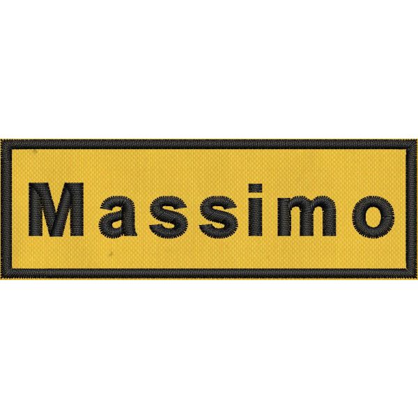 Patch ricamato  con il testo (Riccardo) su base gialla con misure cm 9 x 3 
