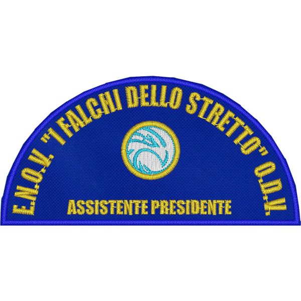 Cod.ENOV2430 Mezzaluna ricamata con incarico "ASSISTENTE OPERATORE" su base cm.9 